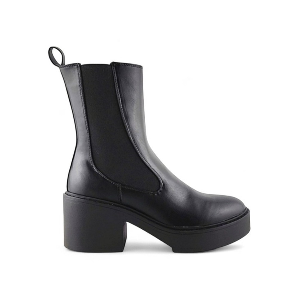 NWT Nine West Women's Doleas Black Faux Leather Platform Ankle Chelsea Boots 6.5